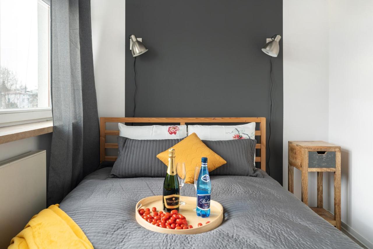Superapart Wilanowska Apt 20 "Pet-Friendly 1Br Home With Patio Warszawa Eksteriør bilde