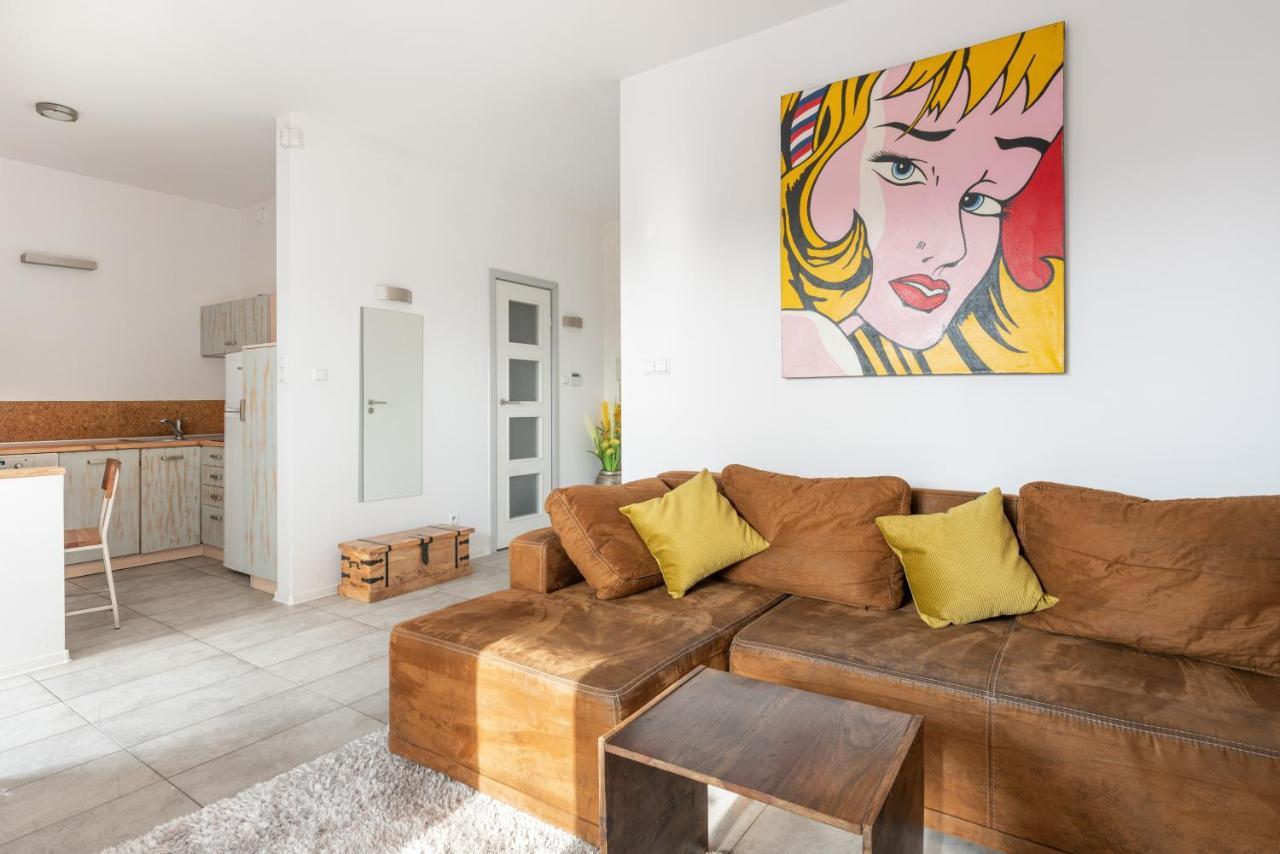 Superapart Wilanowska Apt 20 "Pet-Friendly 1Br Home With Patio Warszawa Eksteriør bilde